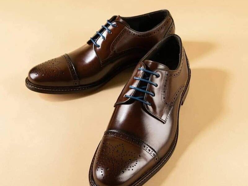 Semi Brogue Café