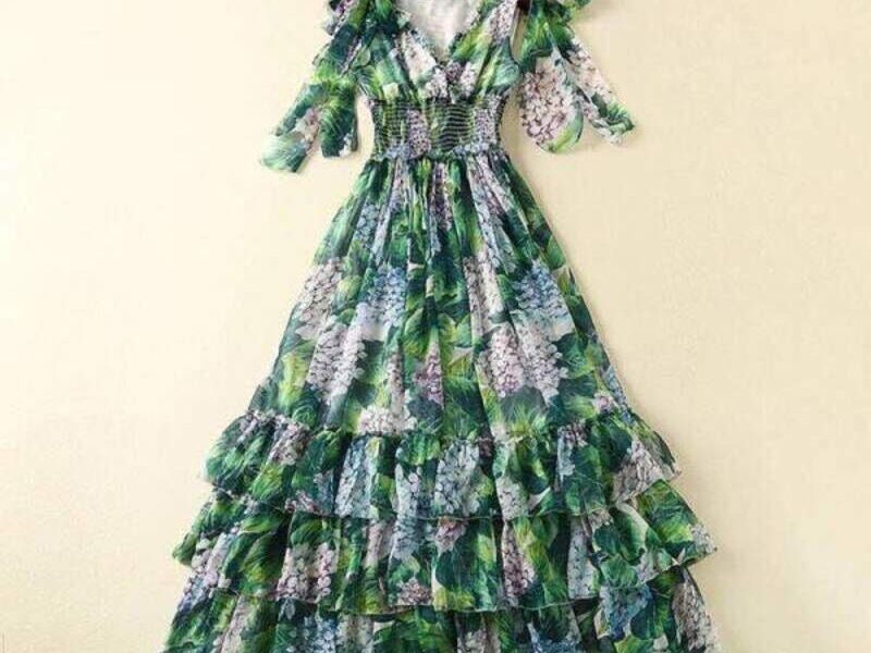 Vestido Largo Verde con Diseño Exclusivo