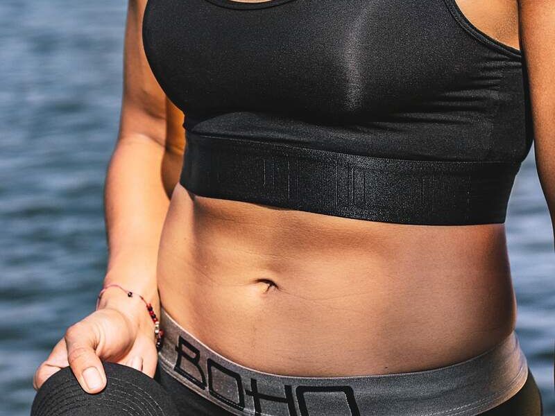Top Deportivo en Negro