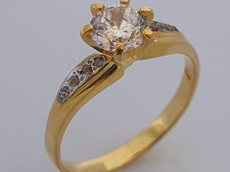 Anillo de Compromiso de Oro 18Klts